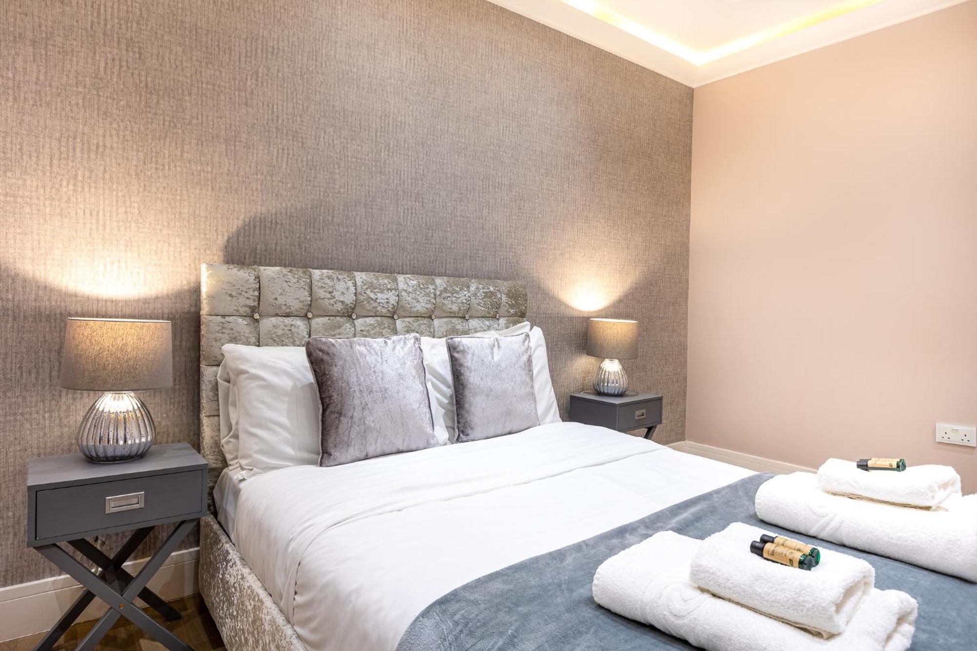 Modern 4 Bdr 3 Bth Apt Minutes From Edgware Road London Exterior photo